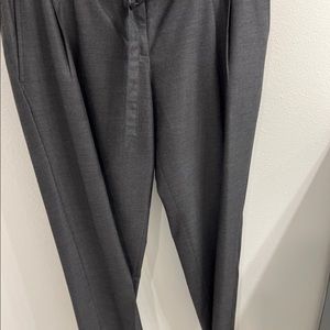 Gray belted pants Buy Ann Taylor loft size 10
￼
￼